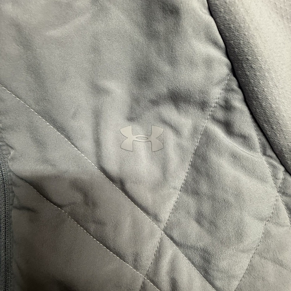 Under Armour Hooded Jacket Womens L Light Purple Quilted Hybrid‎ Full Zip - Picture 6 of 15